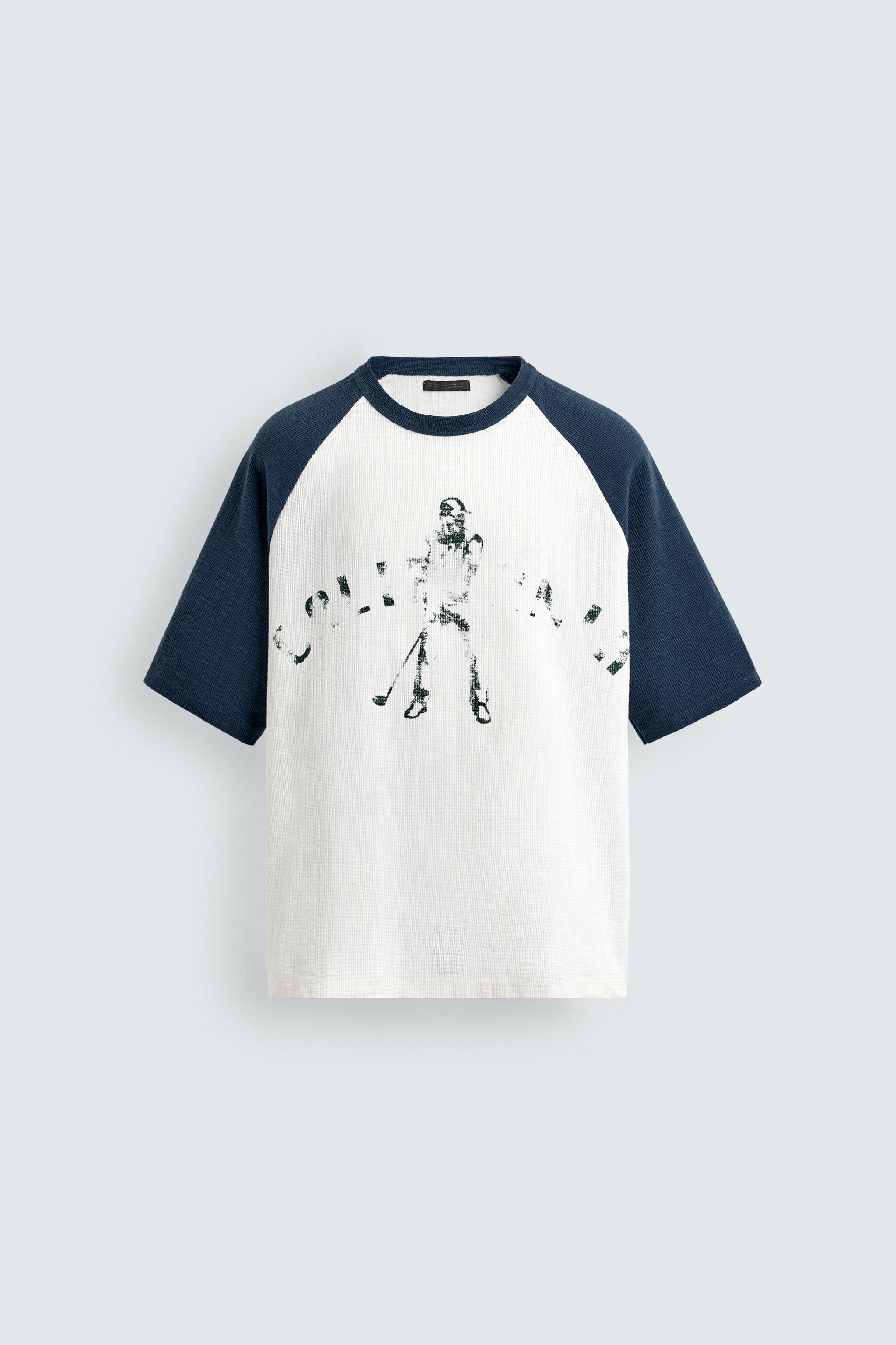 T-SHIRT EN MAILLE COLOR BLOCK IMPRIMÉ